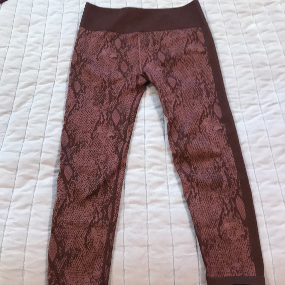 Fabletics leggings Size Large